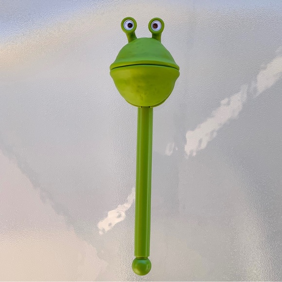 Educational Insights Puppet-On-A-Stick, Kai Frog - Picture 2 of 8